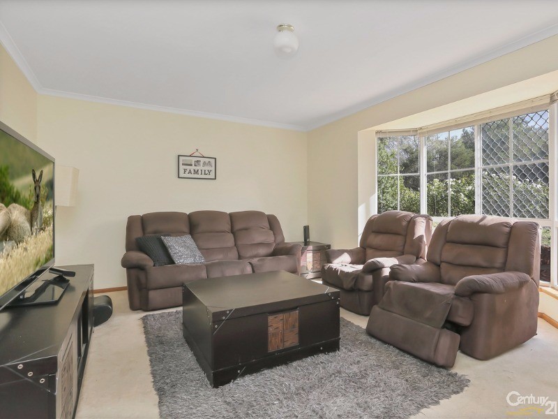 15 Underwood Close, Golden Grove SA 5125