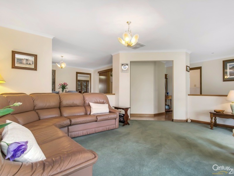 15 Brisbane Drive, Salisbury Heights SA 5109