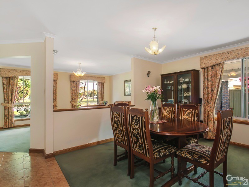 15 Brisbane Drive, Salisbury Heights SA 5109