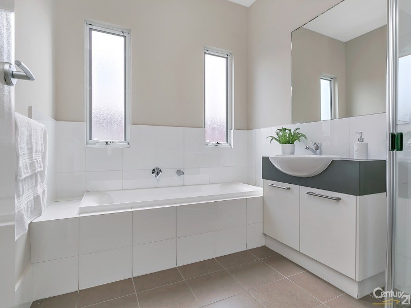 66 The Strand, Mawson Lakes SA 5095