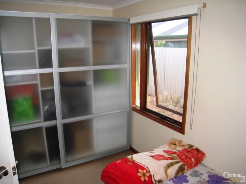 25 Salas Road, Parafield Gardens SA 5107