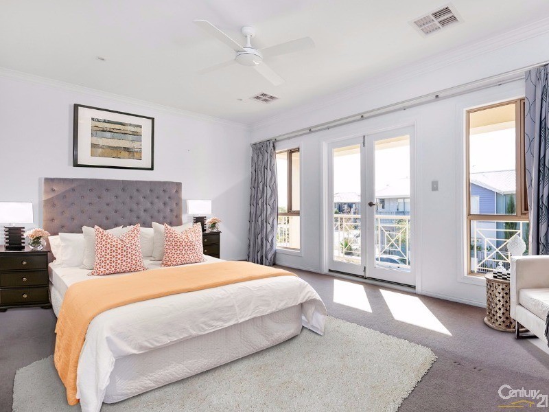 89 Isla Circuit, Mawson Lakes SA 5095