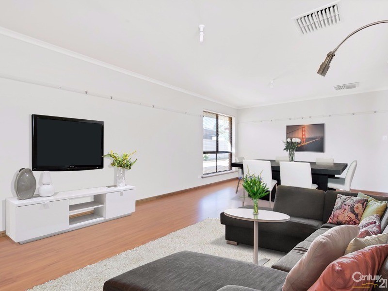 9 Kentia Drive, Para Hills West SA 5096