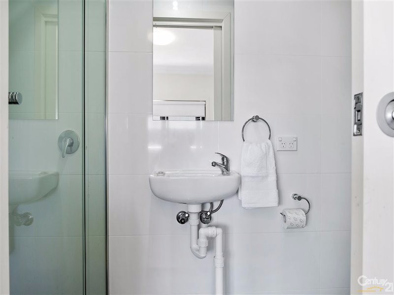 36/10-16 Light Common, Mawson Lakes SA 5095