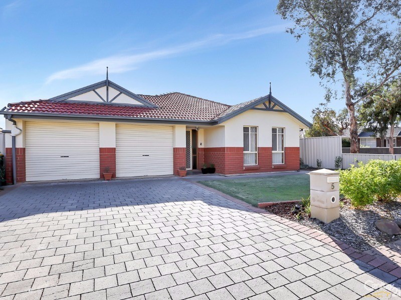 5 Alyssum Court, Para Hills West SA 5096