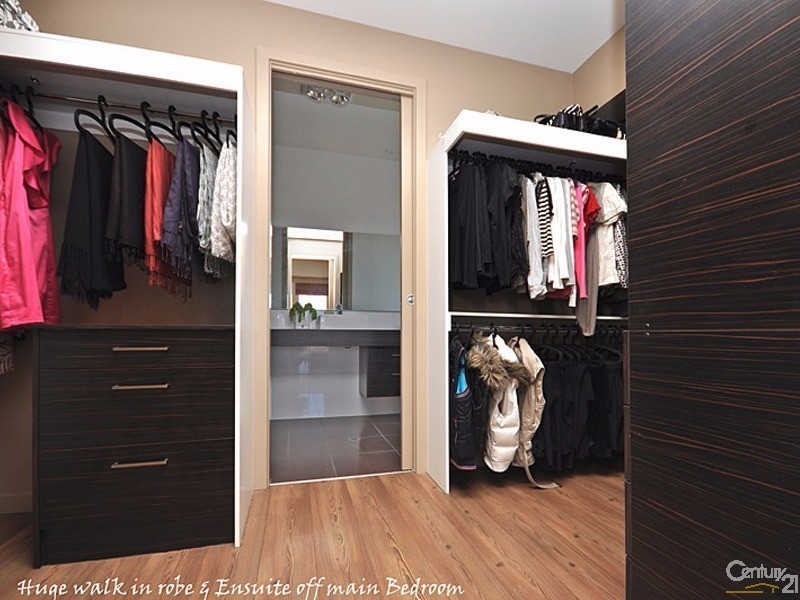 54 Isla Circuit, Mawson Lakes SA 5095