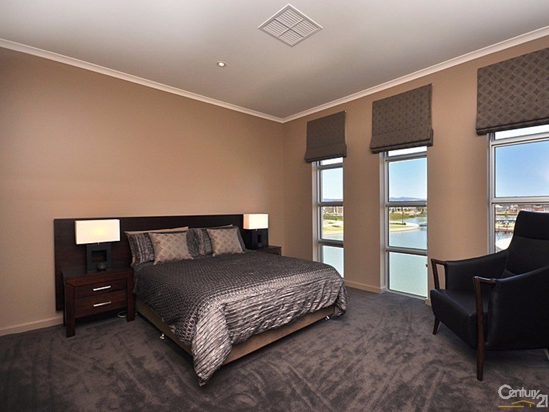 54 Isla Circuit, Mawson Lakes SA 5095