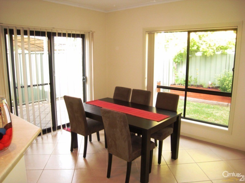 16 Weatherstone Crescent, Mawson Lakes SA 5095