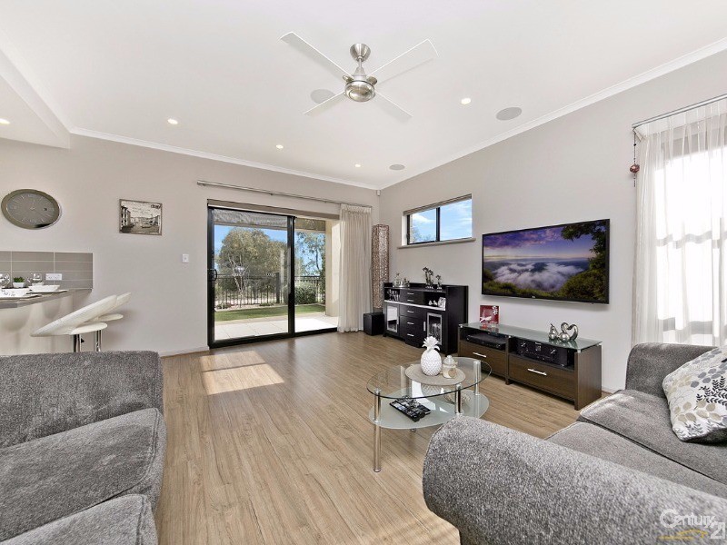 7 Burnlea Parade, Blakeview SA 5114