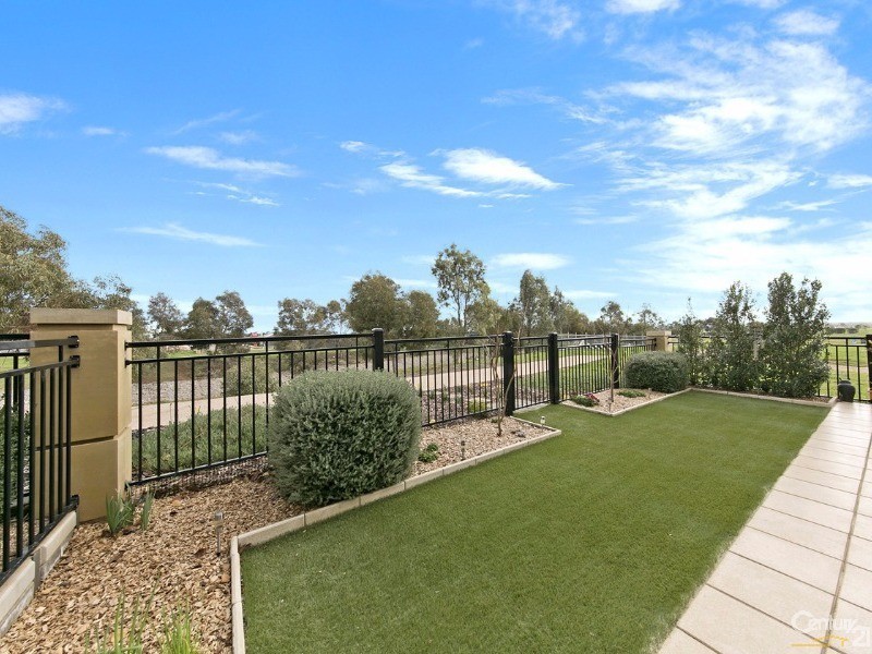 7 Burnlea Parade, Blakeview SA 5114