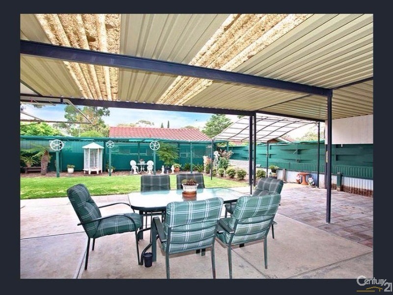 7 Elinga Road, Fairview Park SA 5126