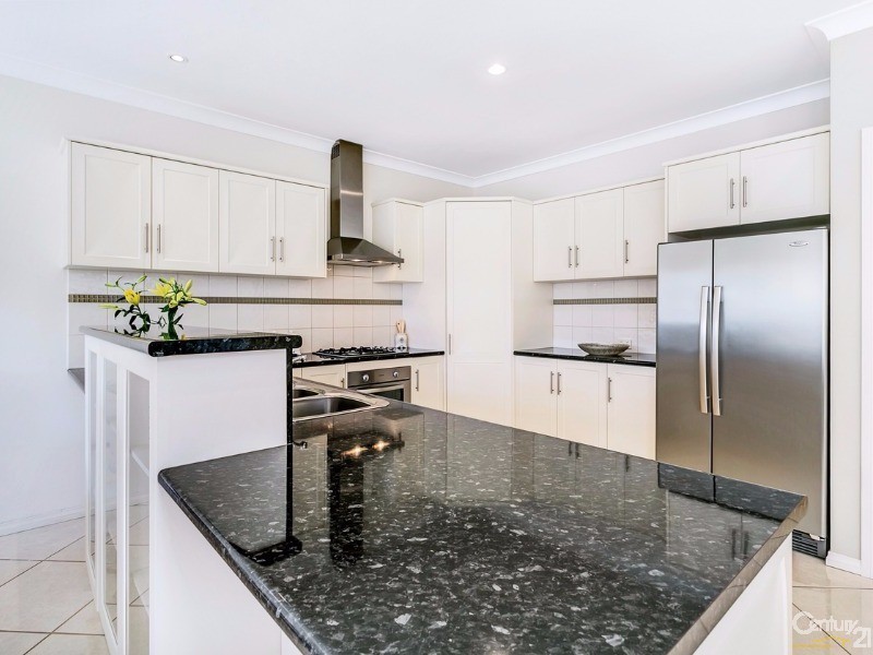 5 Maquarie Street, Mawson Lakes SA 5095