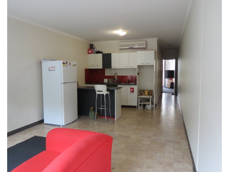 9/13 Yates Street, Mawson Lakes SA 5095