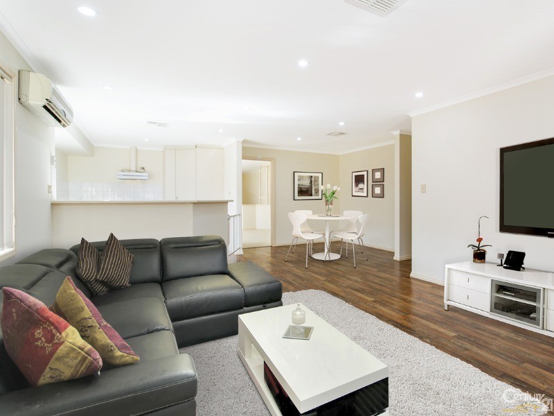 5 Liana Court, Para Hills West SA 5096