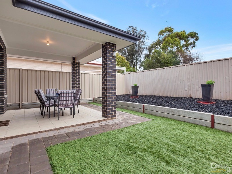 2a Strathmont Avenue, Gilles Plains SA 5086