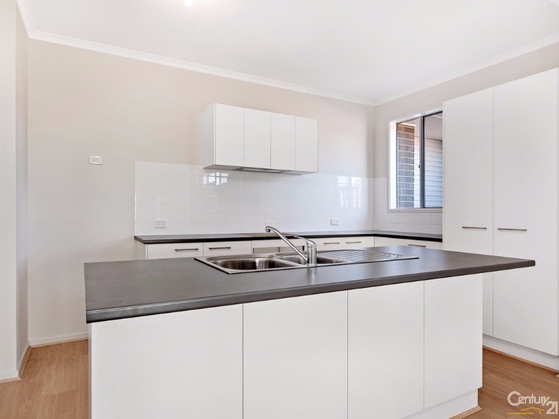 38 Greenslade Boulevard, Evanston South SA 5116