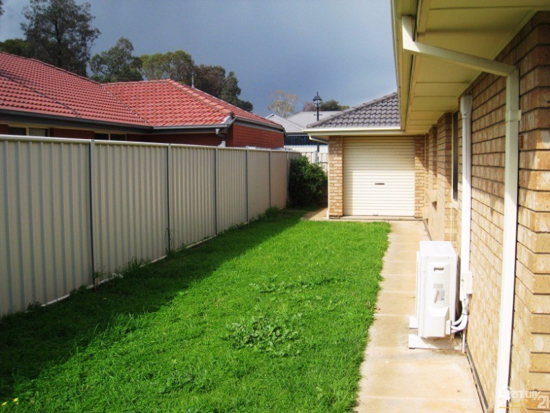 4 Alyssum Court, Para Hills West SA 5096