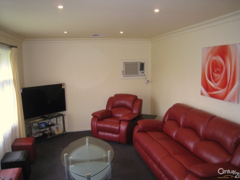 11 Audrey Avenue, Parafield Gardens SA 5107