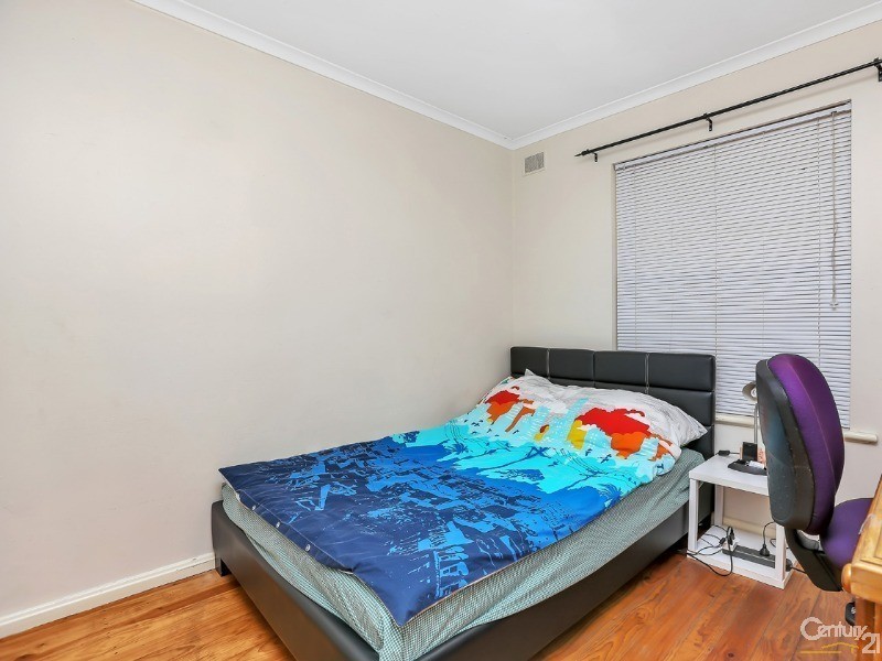68 Flockhart Avenue, Valley View SA 5093