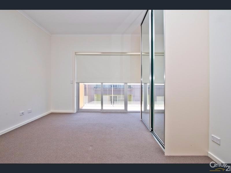 2/10-16 Light Common, Mawson Lakes SA 5095