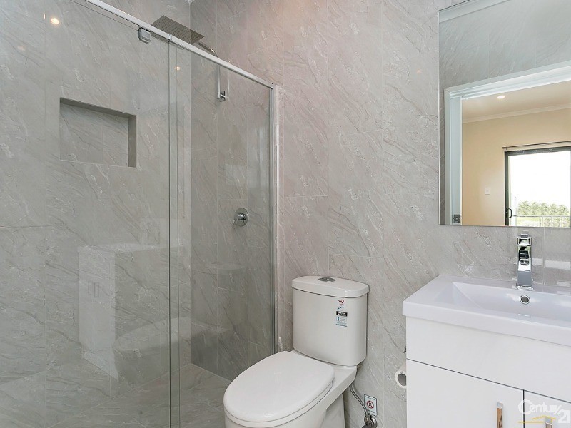 32 Broadwater Crescent, Mawson Lakes SA 5095