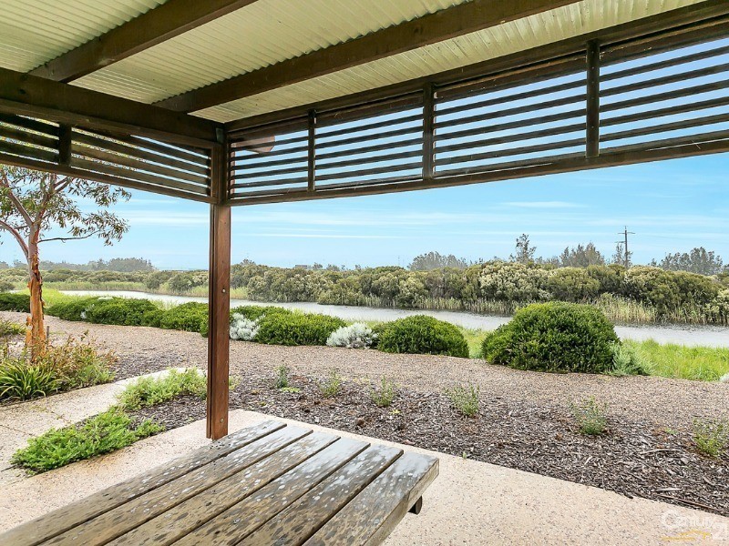 32 Broadwater Crescent, Mawson Lakes SA 5095