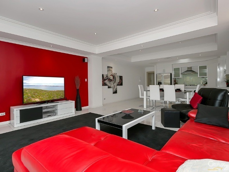 30B Lomond Circuit, Mawson Lakes SA 5095