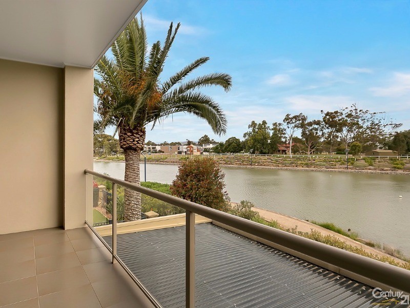 30B Lomond Circuit, Mawson Lakes SA 5095