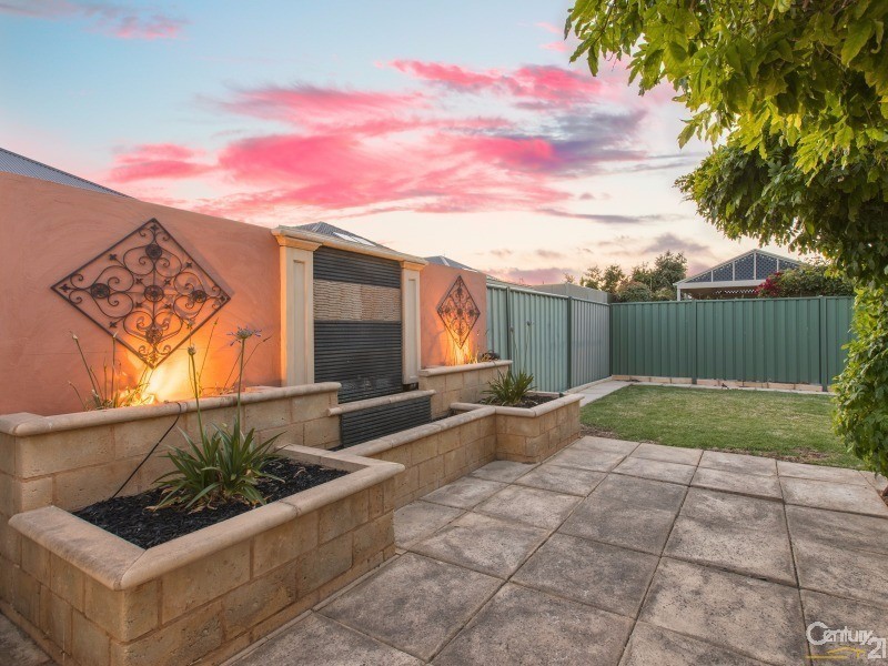 14 Otway Crescent, Mawson Lakes SA 5095