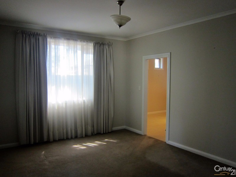 36 Beechwood Avenue, Mawson Lakes SA 5095