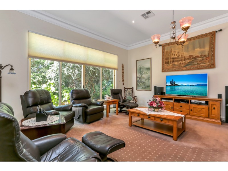 18 Fromm Square, Williamstown SA 5351