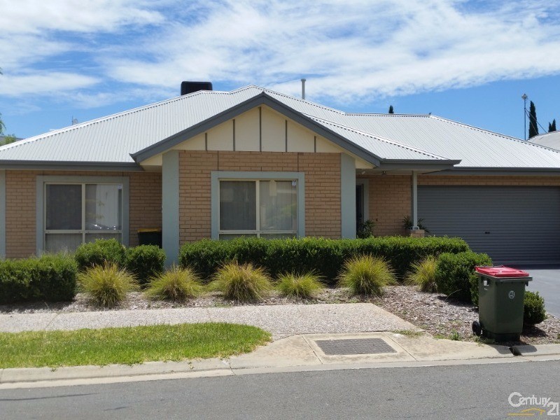 2 Lord Howe Crescent, Mawson Lakes SA 5095