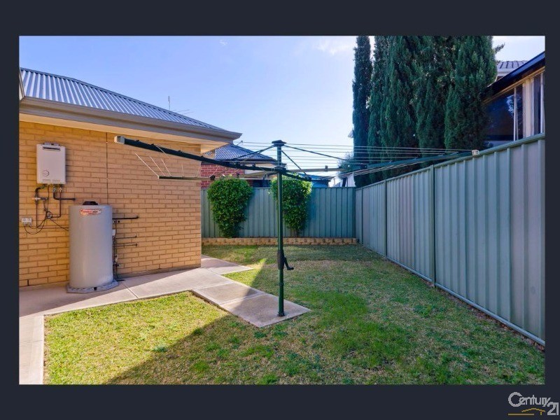 2 Lord Howe Crescent, Mawson Lakes SA 5095