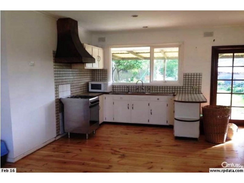 22 Kym Avenue, Valley View SA 5093