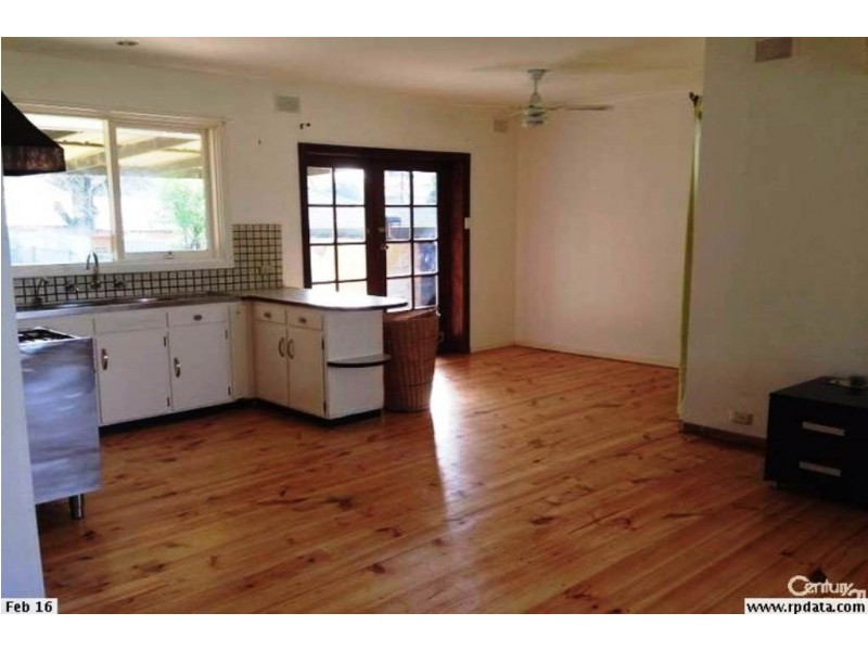 22 Kym Avenue, Valley View SA 5093