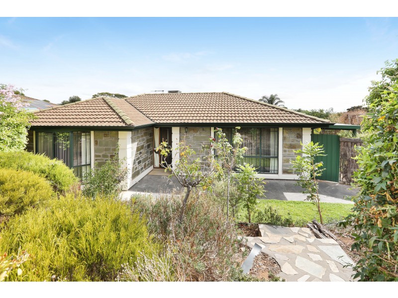 9  Brackenmoor Close, Hillbank SA 5112