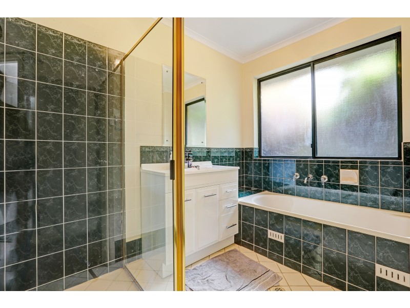 9  Brackenmoor Close, Hillbank SA 5112