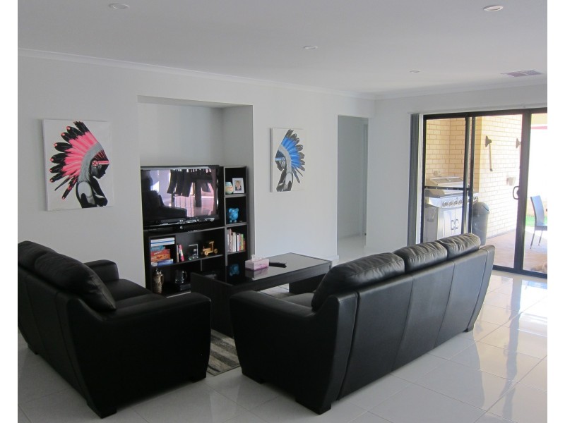 19B Lovelock Road, Parafield Gardens SA 5107