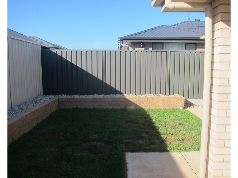 19B Lovelock Road, Parafield Gardens SA 5107