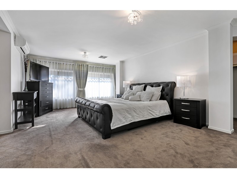 10 Mapleton Circuit, Mawson Lakes SA 5095