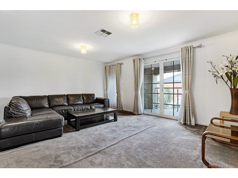 10 Mapleton Circuit, Mawson Lakes SA 5095