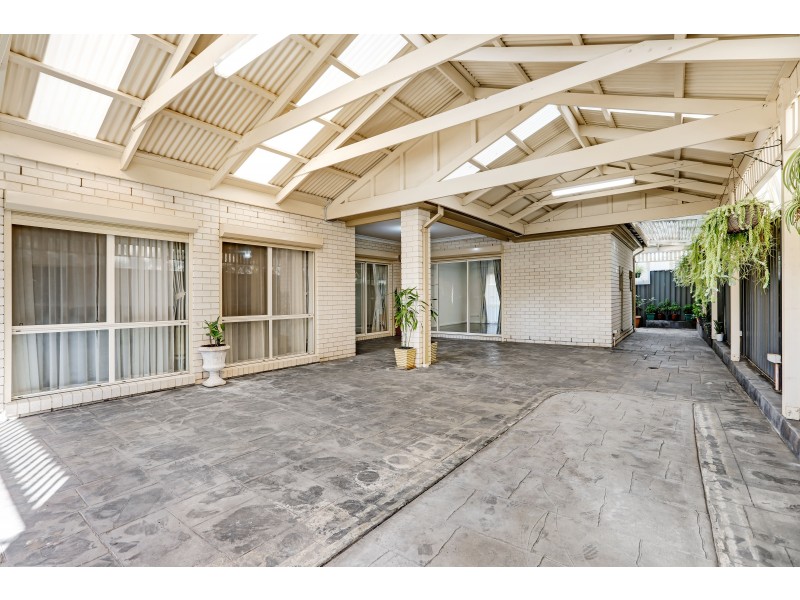 10 Mapleton Circuit, Mawson Lakes SA 5095