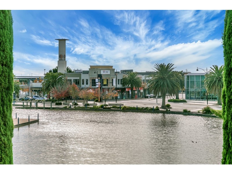 4 Mckinlay Court, Mawson Lakes SA 5095