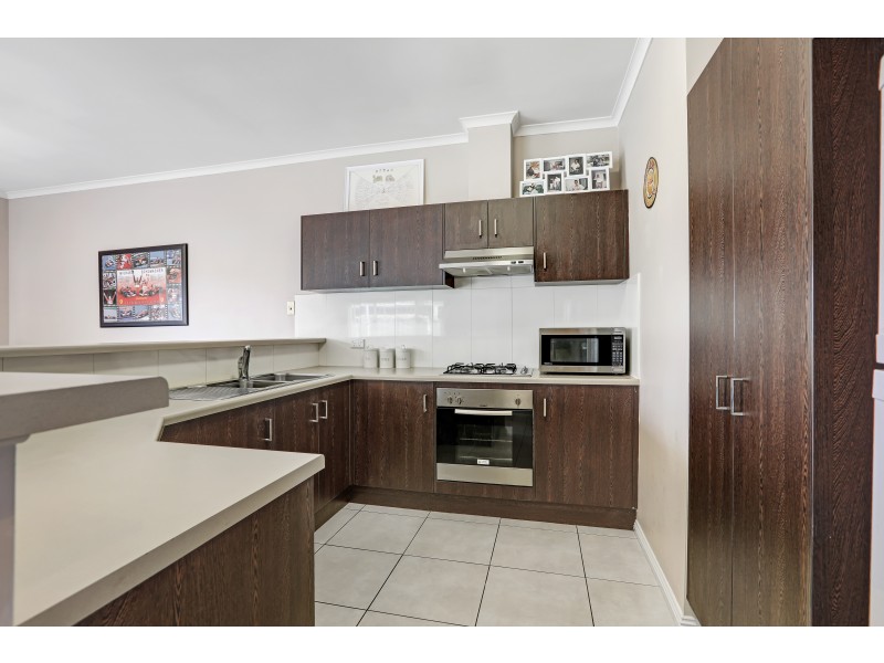 33 Newland Way, Mawson Lakes SA 5095