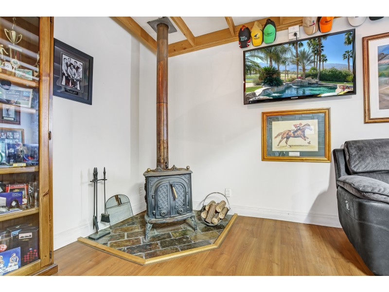 5 Dienelt Drive, Para Hills West SA 5096