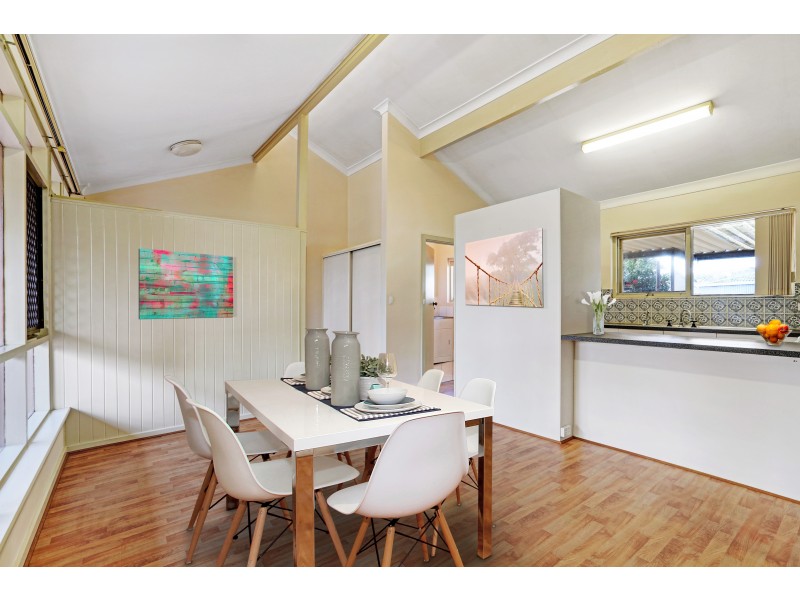 11 Pangari Drive, Fairview Park SA 5126