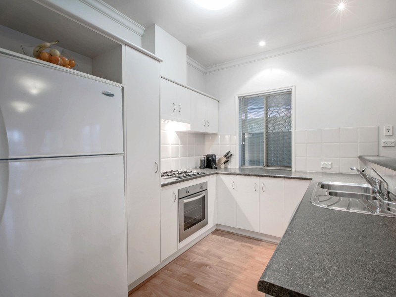 20  Lord Howe Crescent, Mawson Lakes SA 5095