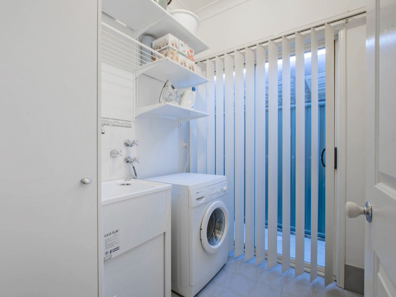 20  Lord Howe Crescent, Mawson Lakes SA 5095