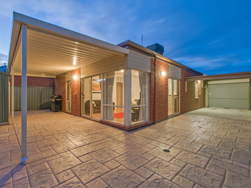20  Lord Howe Crescent, Mawson Lakes SA 5095