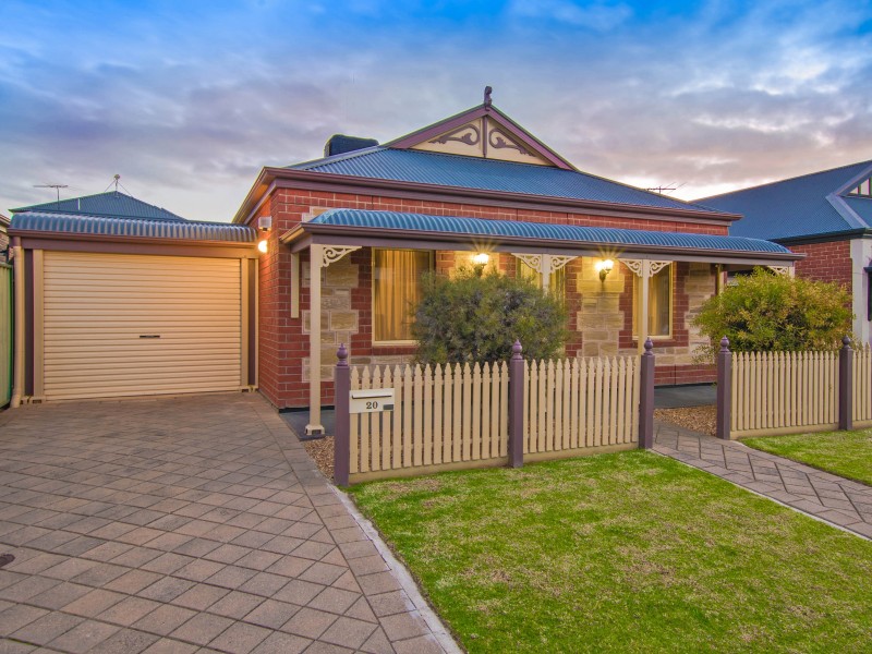 20  Lord Howe Crescent, Mawson Lakes SA 5095